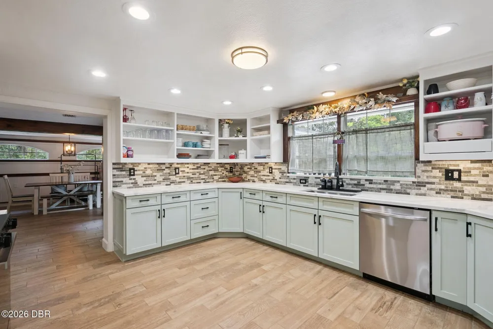 209 Alta Vista Street Debary, FL 32713