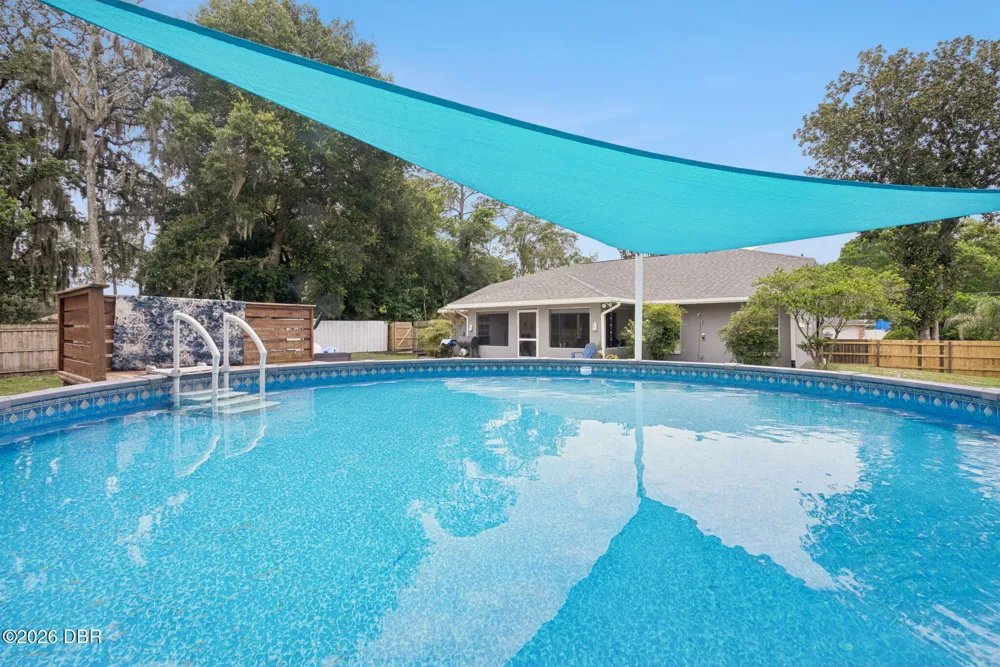 209 Alta Vista Street Debary, FL 32713
