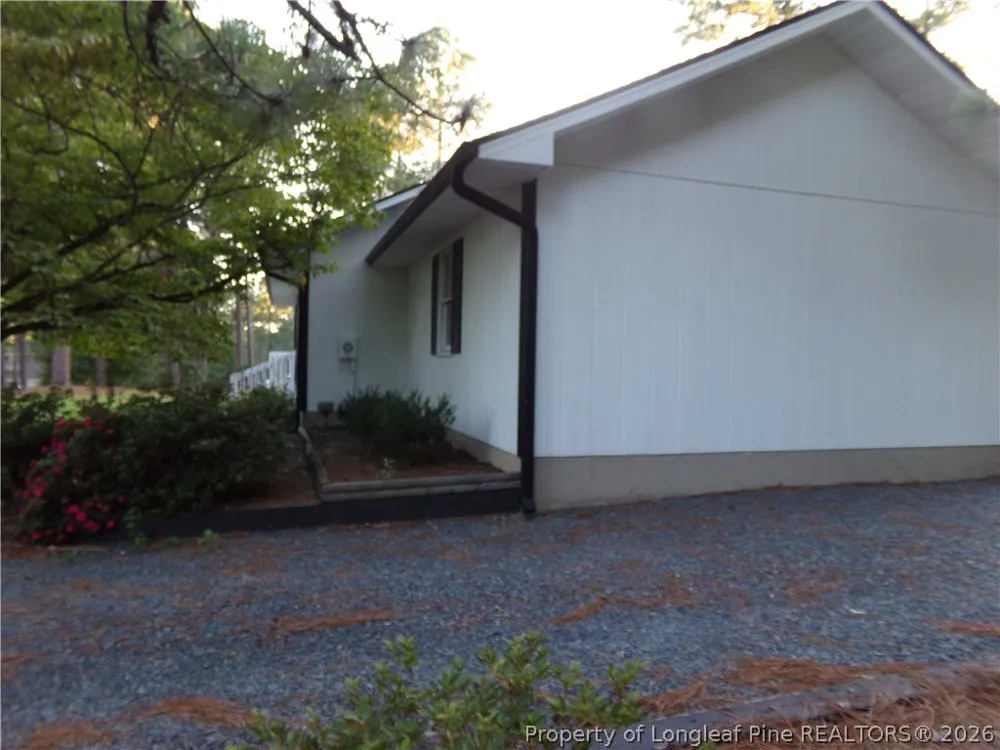 188 Firetree Lane West End, NC 27376