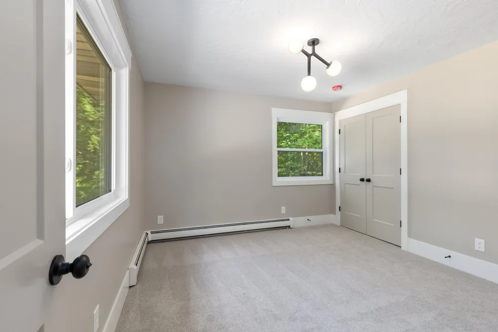 7761 Hanna Lake Avenue SE Caledonia, MI 49316
