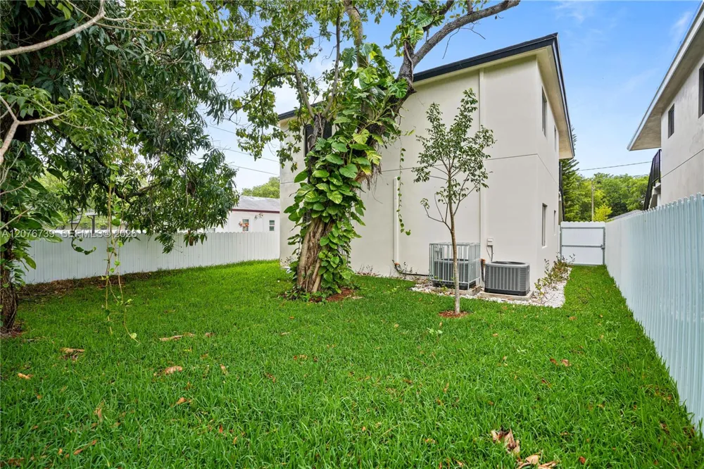 5817 NW 30th Ave #5817 Miami, FL 33142