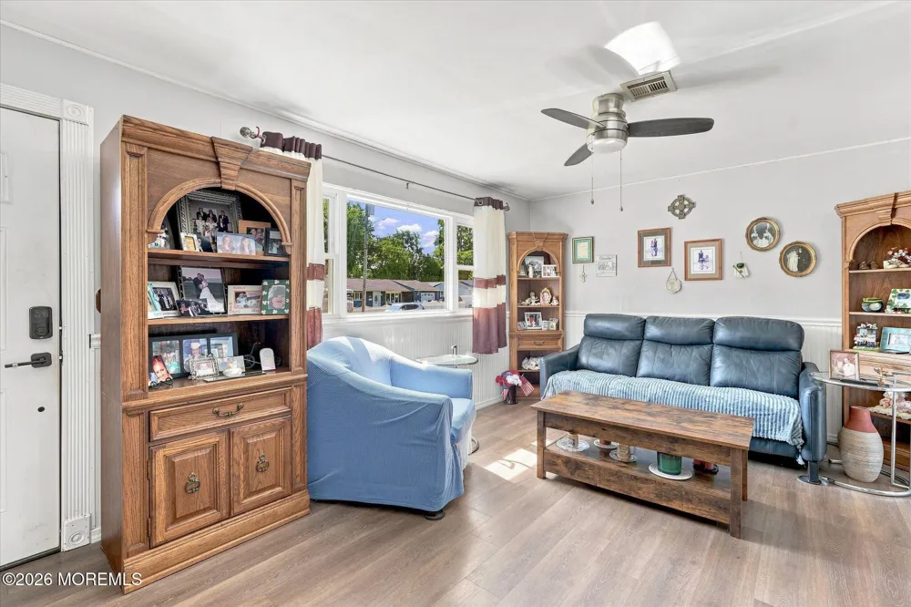 401 Applegate Avenue Toms River, NJ 08757