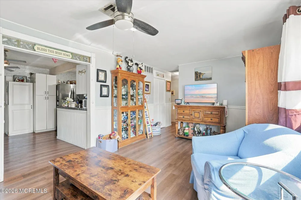 401 Applegate Avenue Toms River, NJ 08757