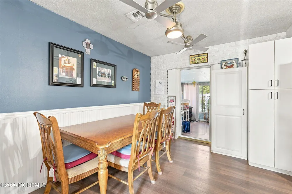 401 Applegate Avenue Toms River, NJ 08757