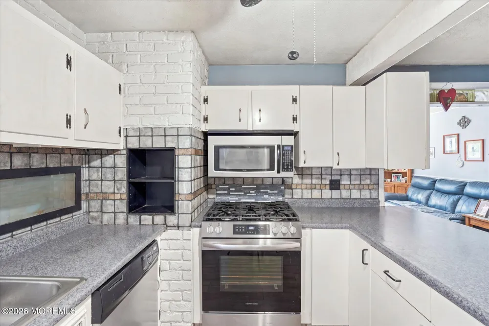 401 Applegate Avenue Toms River, NJ 08757