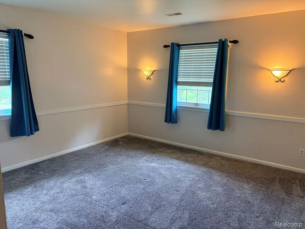 5881 Rowland Pine Court Marion Township, MI 48843