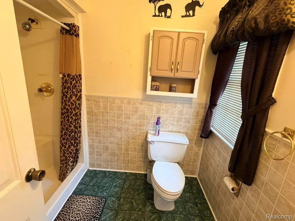 5881 Rowland Pine Court Marion Township, MI 48843