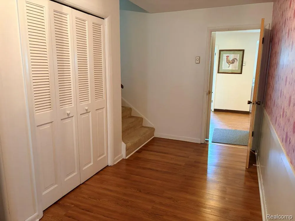 5881 Rowland Pine Court Marion Township, MI 48843