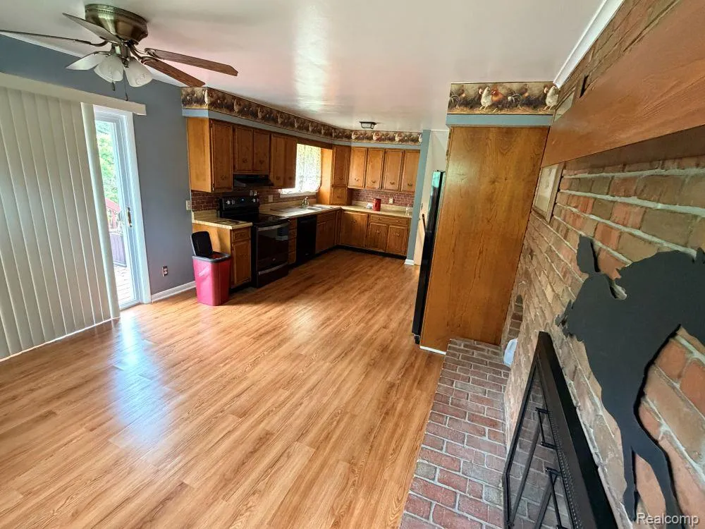5881 Rowland Pine Court Marion Township, MI 48843