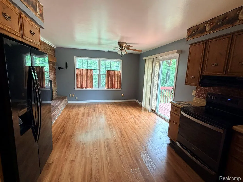 5881 Rowland Pine Court Marion Township, MI 48843