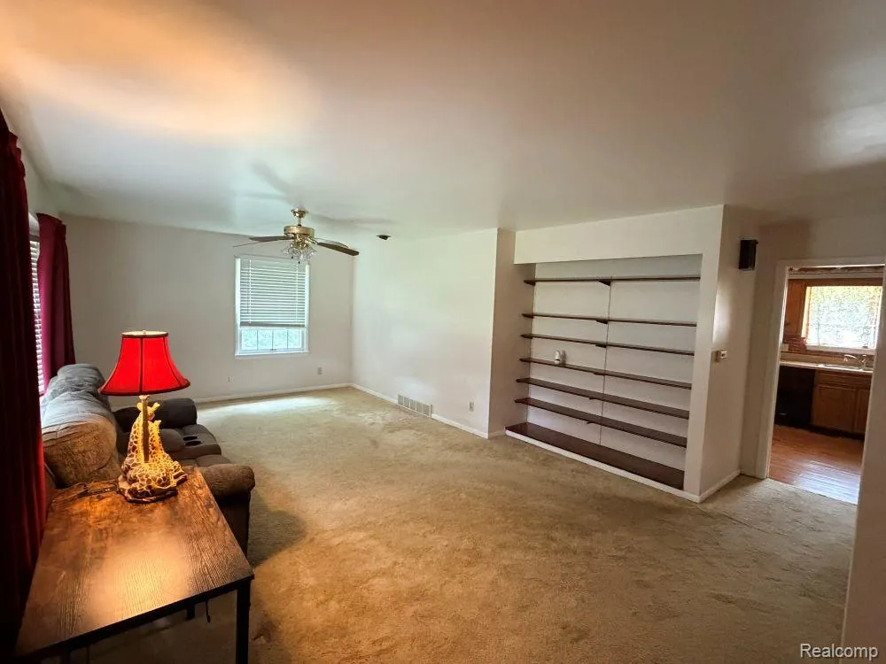 5881 Rowland Pine Court Marion Township, MI 48843