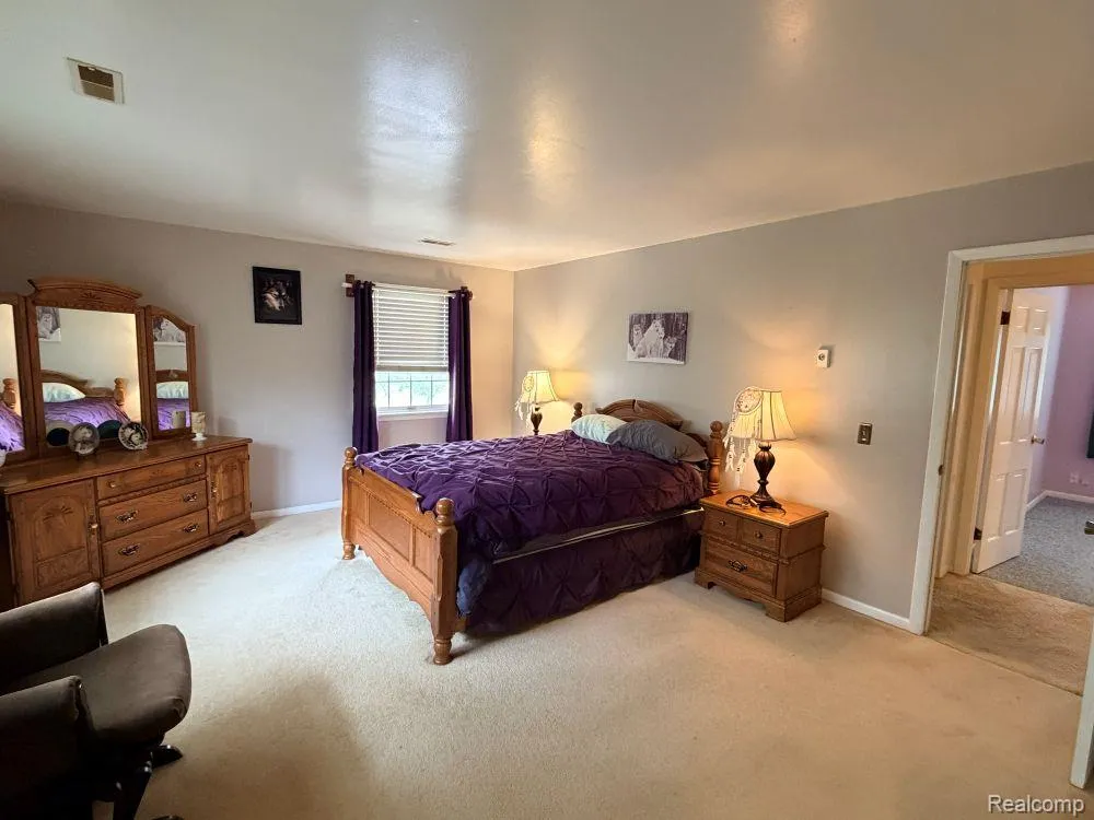 5881 Rowland Pine Court Marion Township, MI 48843