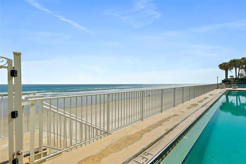 2937 S ATLANTIC AVENUE #2002 Daytona Beach Shores, FL 32118