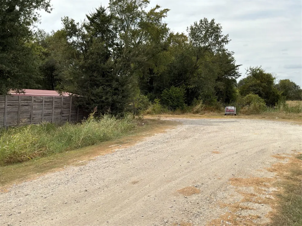 6858 SW County Road 0022 Road Corsicana, TX 75109