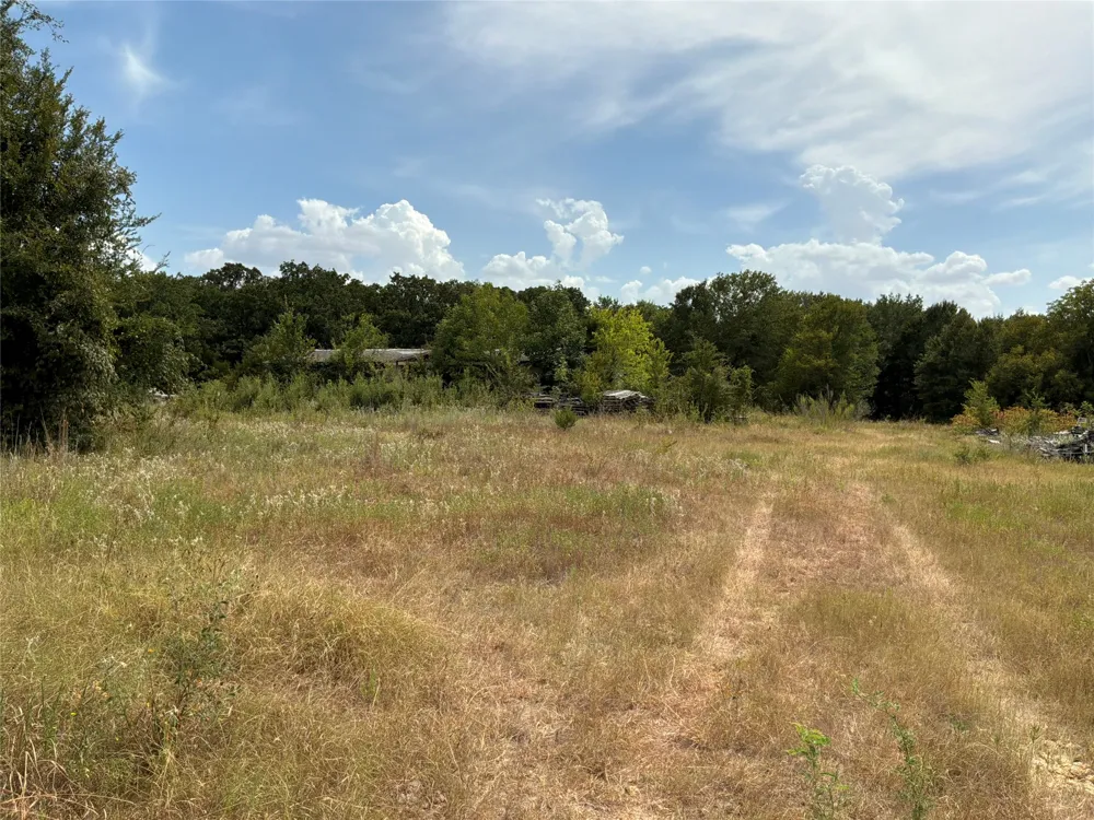 6858 SW County Road 0022 Road Corsicana, TX 75109