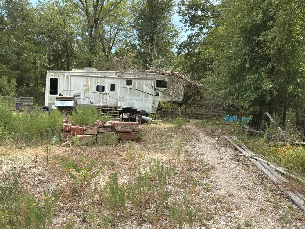 6858 SW County Road 0022 Road Corsicana, TX 75109