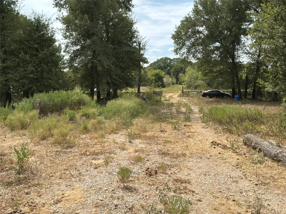 6858 SW County Road 0022 Road Corsicana, TX 75109