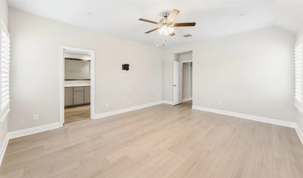 6020 Bursey Road Watauga, TX 76148