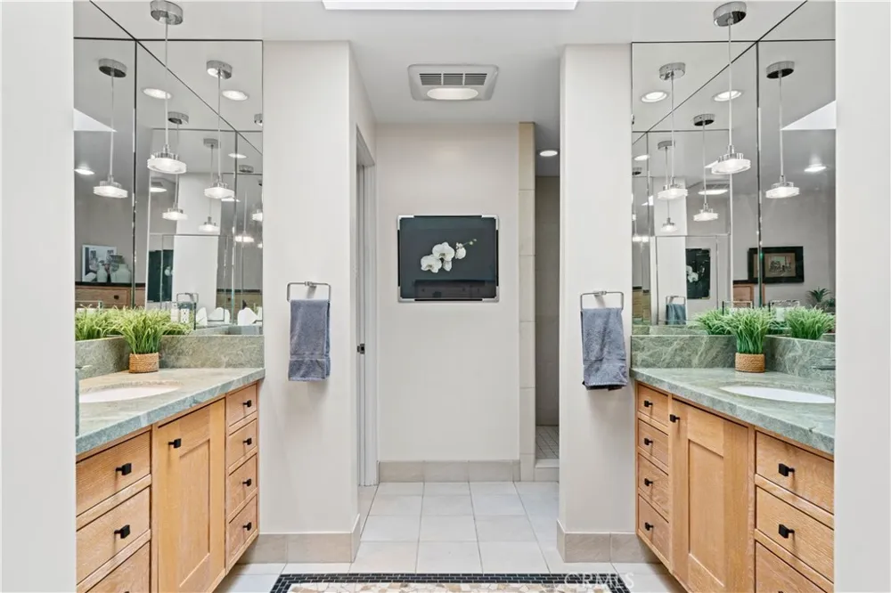 14291 Wisteria Lane Tustin, CA 92780