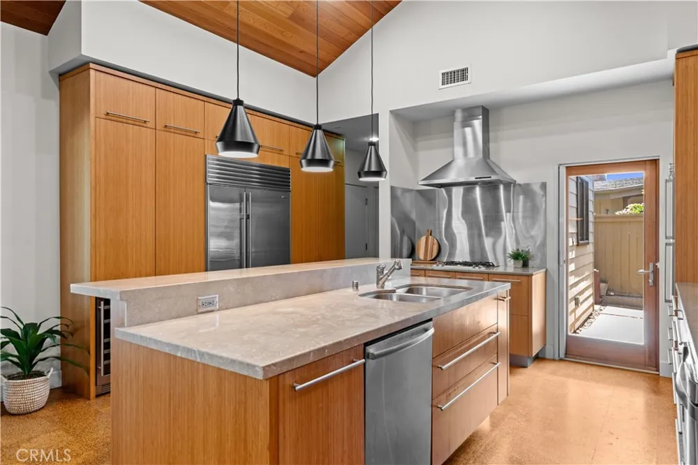 14291 Wisteria Lane Tustin, CA 92780