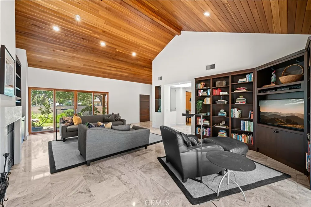 14291 Wisteria Lane Tustin, CA 92780