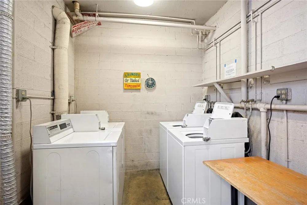 1422 Curson Avenue #15 Los Angeles, CA 90046