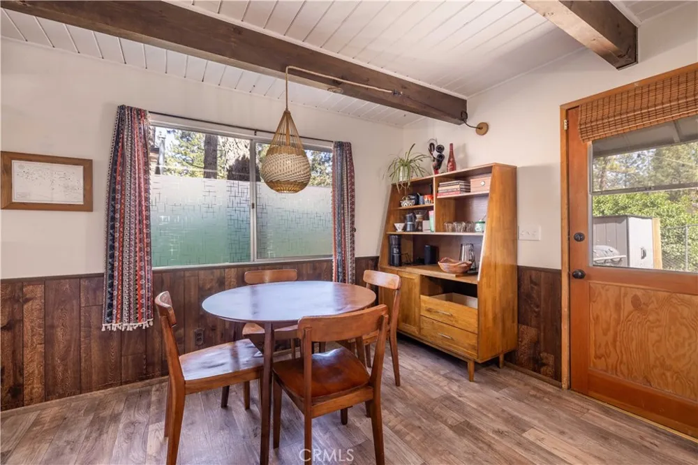 42800 Cougar Big Bear Lake, CA 92315