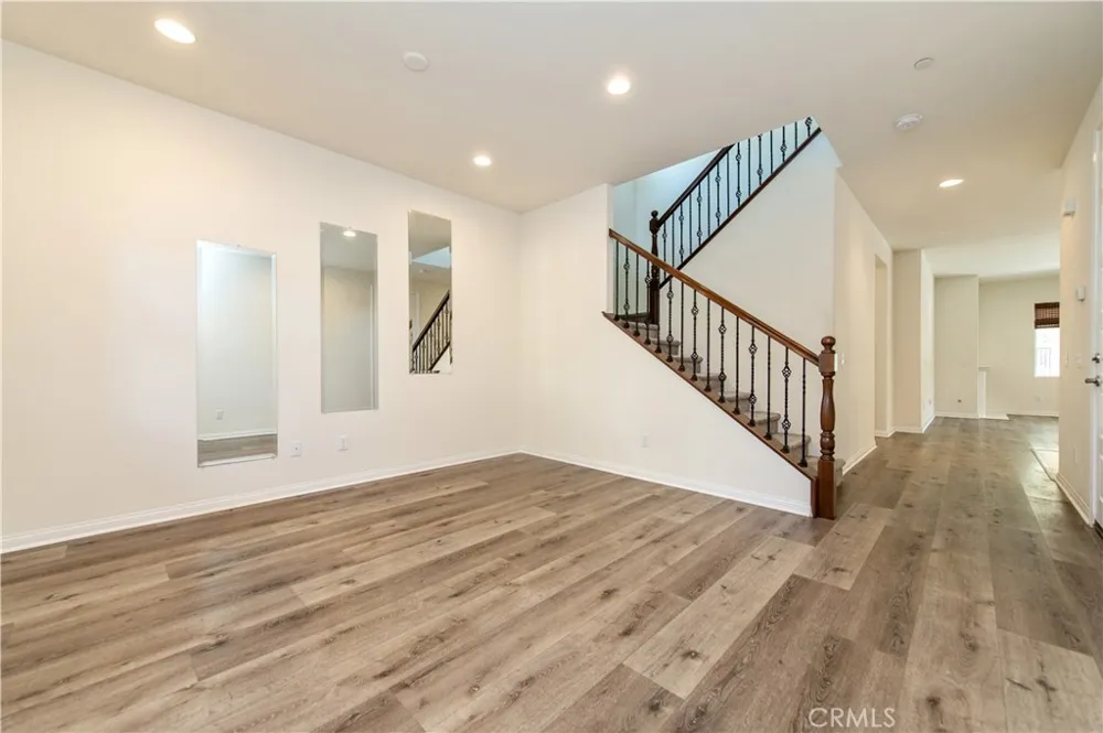 1735 Avenida Regina San Marcos, CA 92069