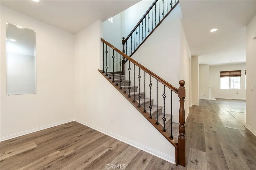 1735 Avenida Regina San Marcos, CA 92069