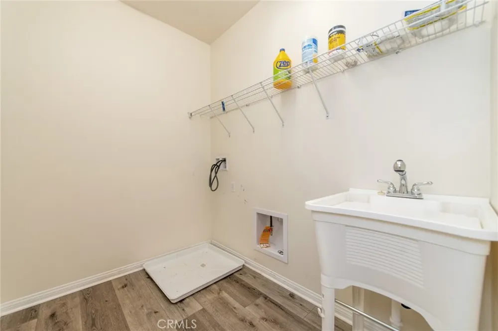 1735 Avenida Regina San Marcos, CA 92069