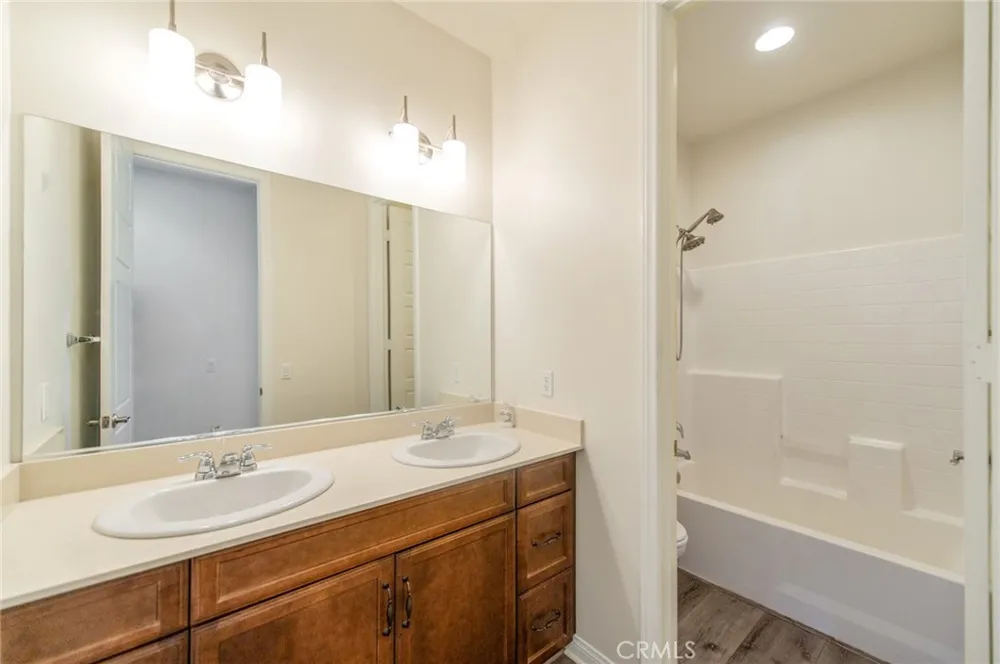 1735 Avenida Regina San Marcos, CA 92069
