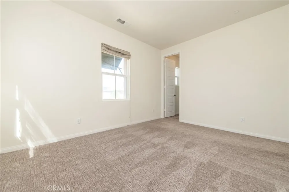 1735 Avenida Regina San Marcos, CA 92069