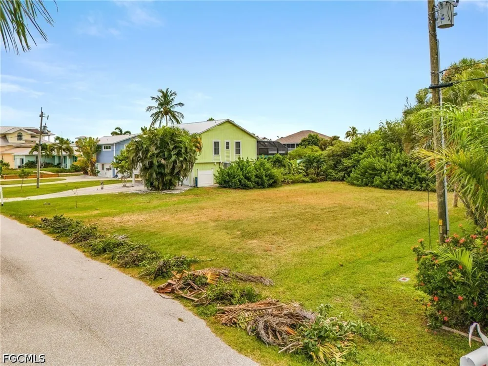 Martin Cove Bokeelia, FL 33922