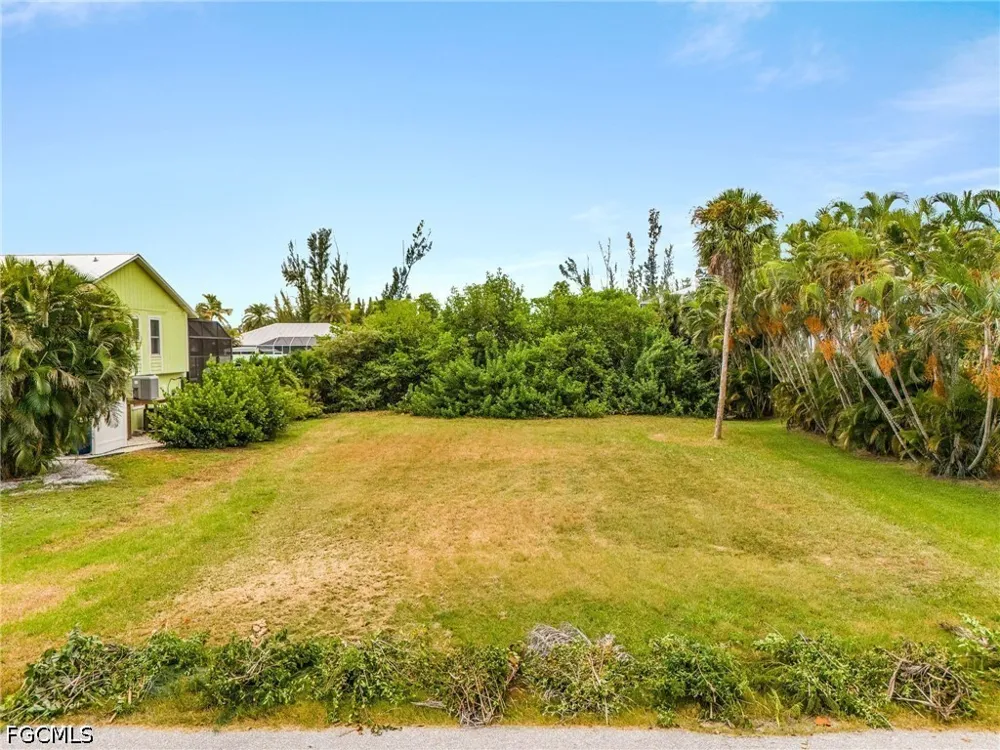 Martin Cove Bokeelia, FL 33922
