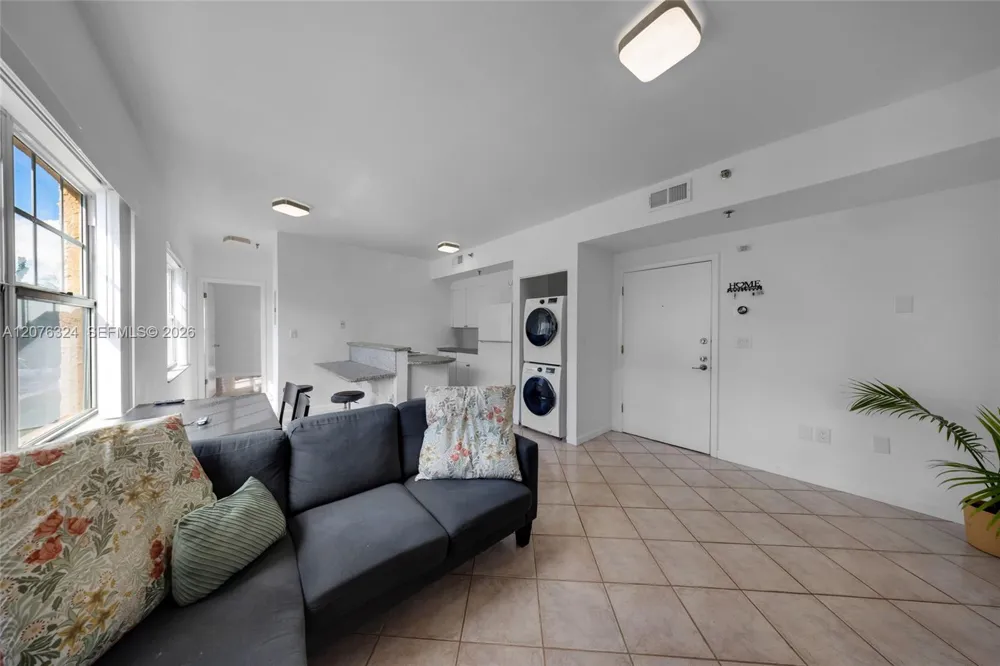 1255 Pennsylvania Ave #307 Miami Beach, FL 33139
