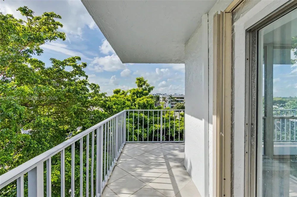 1625 SE 10th Ave #501 Fort Lauderdale, FL 33316