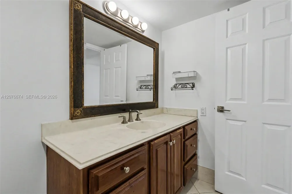 1625 SE 10th Ave #501 Fort Lauderdale, FL 33316