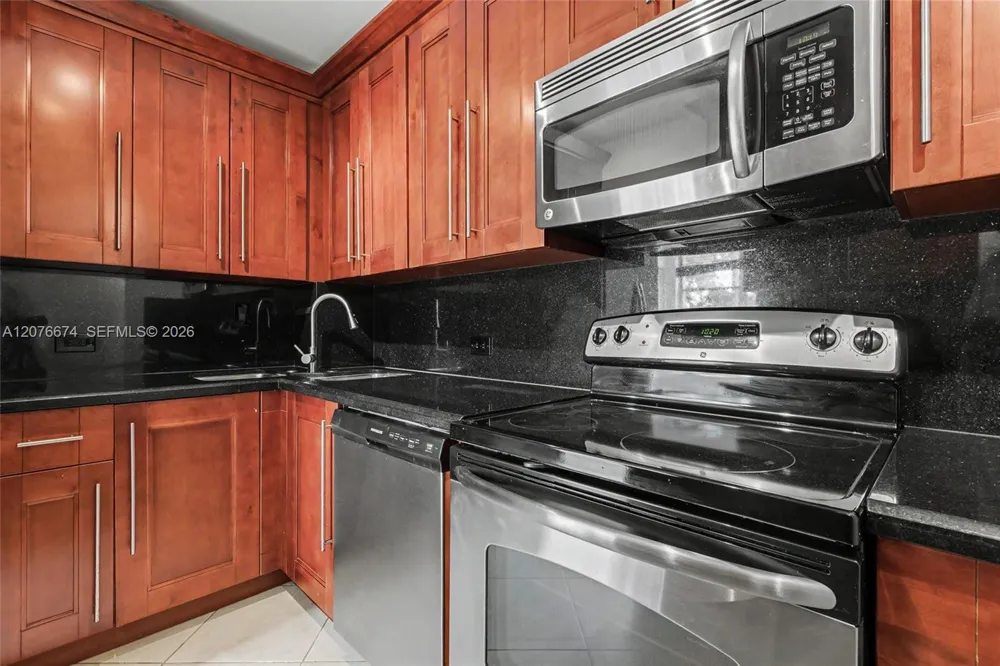 1625 SE 10th Ave #501 Fort Lauderdale, FL 33316