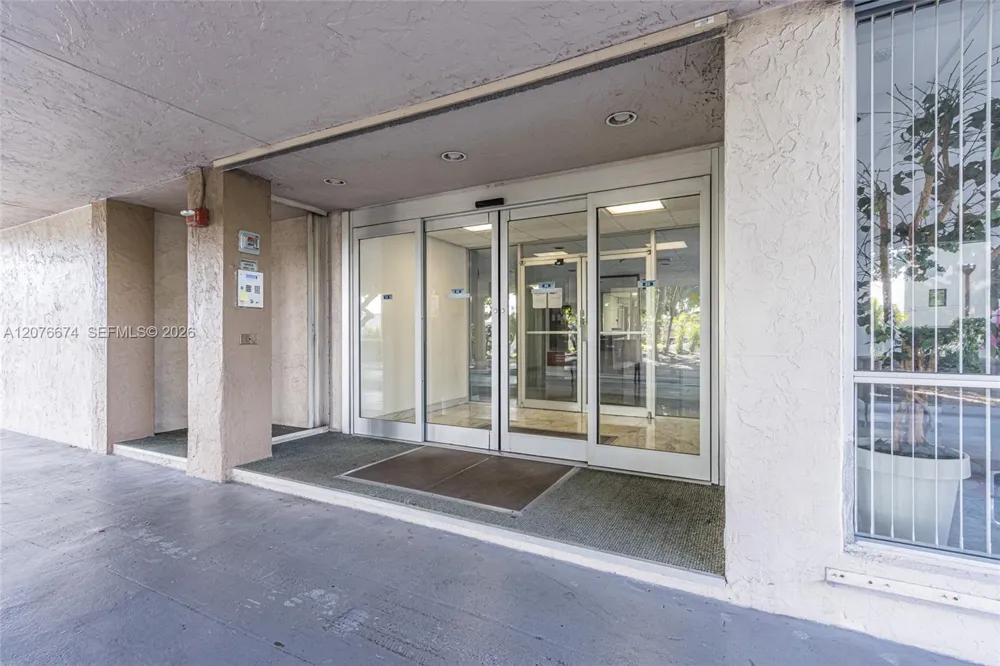 1625 SE 10th Ave #501 Fort Lauderdale, FL 33316