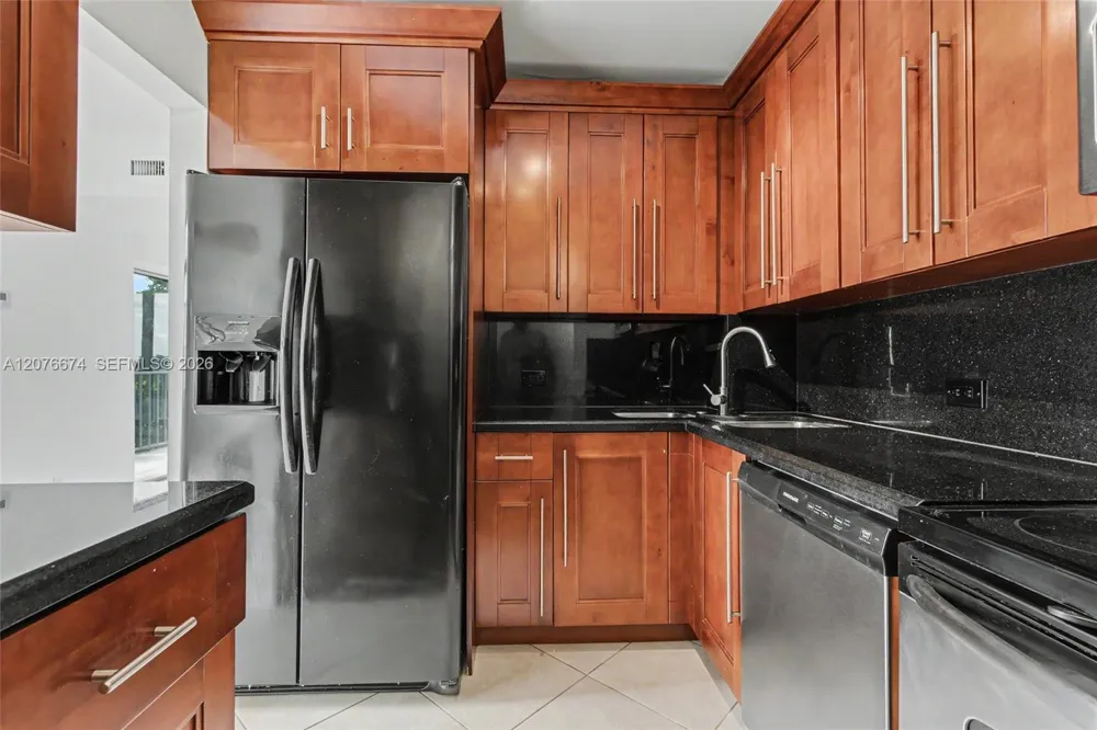 1625 SE 10th Ave #501 Fort Lauderdale, FL 33316