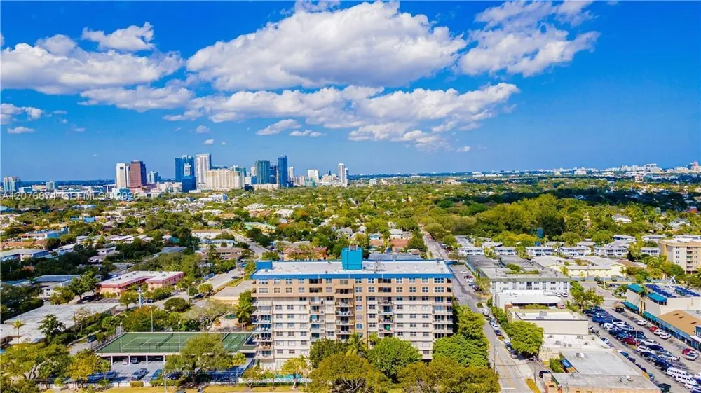 1625 SE 10th Ave #501 Fort Lauderdale, FL 33316