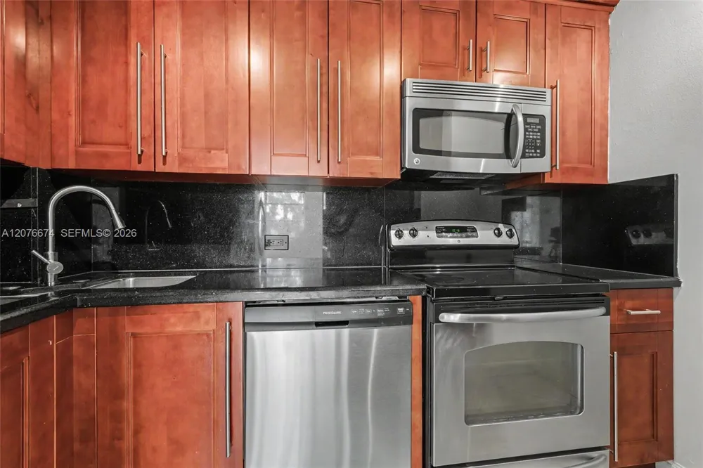 1625 SE 10th Ave #501 Fort Lauderdale, FL 33316