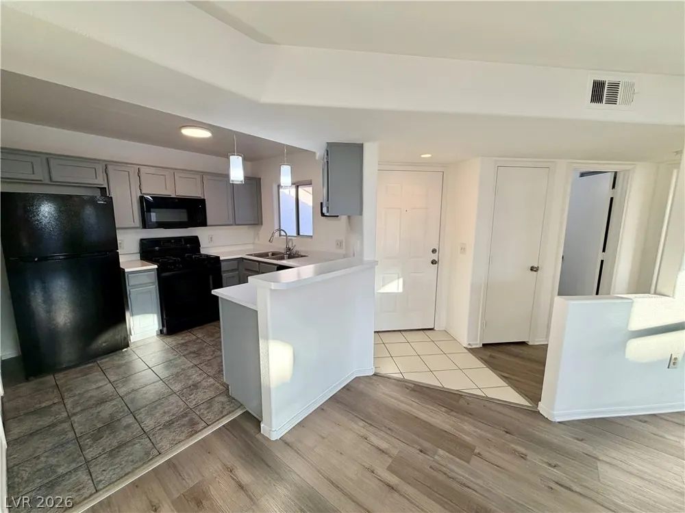 4555 E Sahara Avenue #240 Las Vegas, NV 89104
