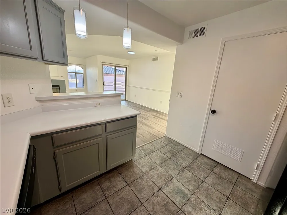 4555 E Sahara Avenue #240 Las Vegas, NV 89104