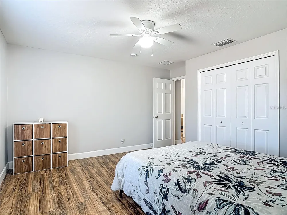 640 CHESTNUT AVENUE Orange City, FL 32763