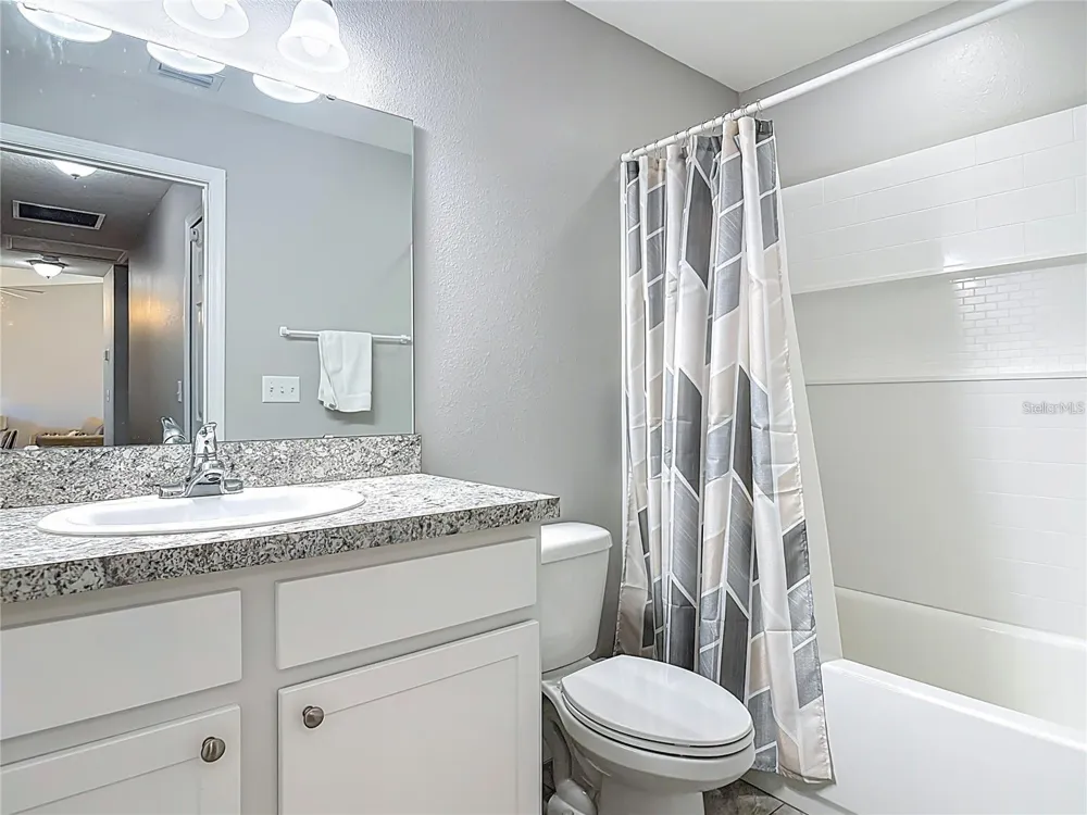 640 CHESTNUT AVENUE Orange City, FL 32763