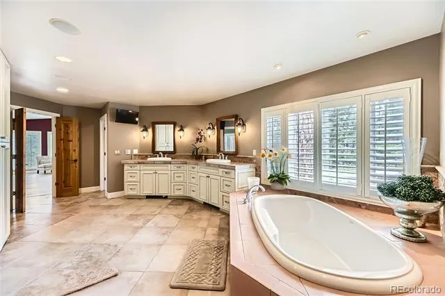 11274 E Manitou Road Franktown, CO 80116