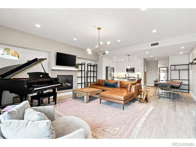 3301 Arapahoe Avenue #229 Boulder, CO 80303