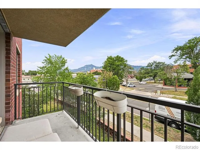 3301 Arapahoe Avenue #229 Boulder, CO 80303