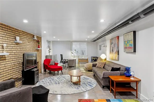 2000 E 21st Avenue Denver, CO 80205